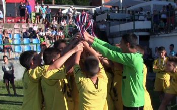 Nacional kup 2017 – fudbal za osam generacija (VIDEO)