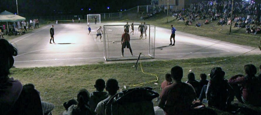 Babušnica – uzbudljiva završnica noćnog turnira u malom fudbalu (VIDEO)
