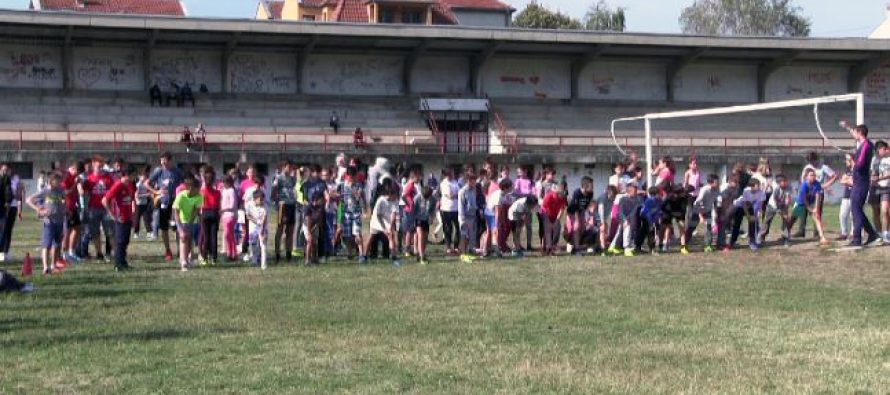 Opštinsko takmičenje u atletici za aleksinačke đake (VIDEO)