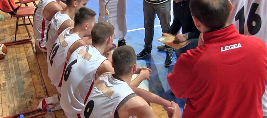 Konstantin još uvek u igri za opstanak (VIDEO)