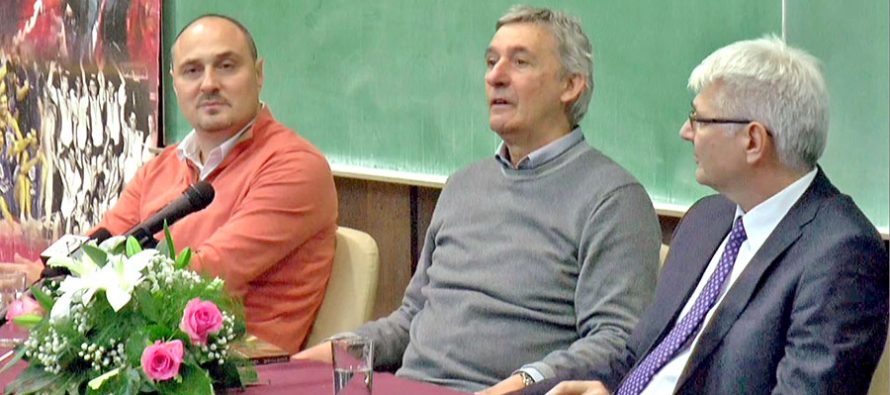 Ogromno interesovanje za predavanje našeg proslavljenog trenera (VIDEO)
