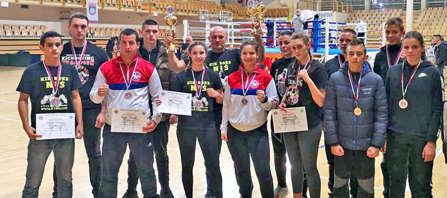 Kikbokseri Niša apsolutni šampioni Srbije i u 2018.