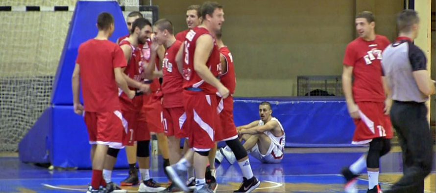 Bolan poraz Konstantina (VIDEO)