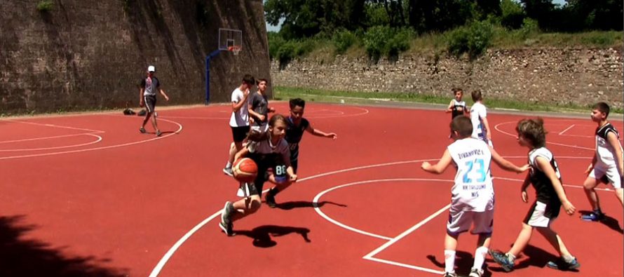 U rovovima Tvrđave održana Pionirska gradska liga u košarci (VIDEO)