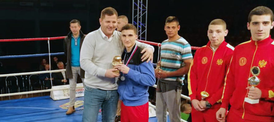 Nišlija Nikola Lazarević novi osvajač „Omladinske zlatne rukavice“