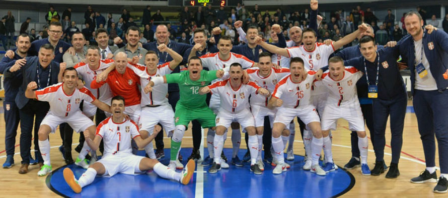 I Francuzi “pali” u prepunom Čairu (VIDEO)