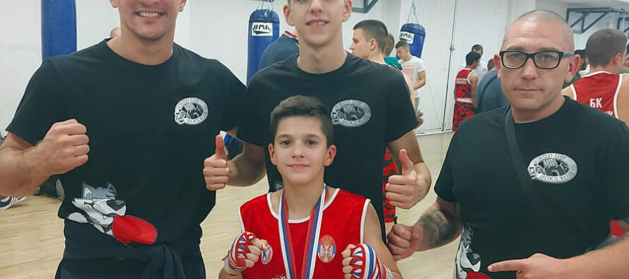 Medalje za mlade niške boksere