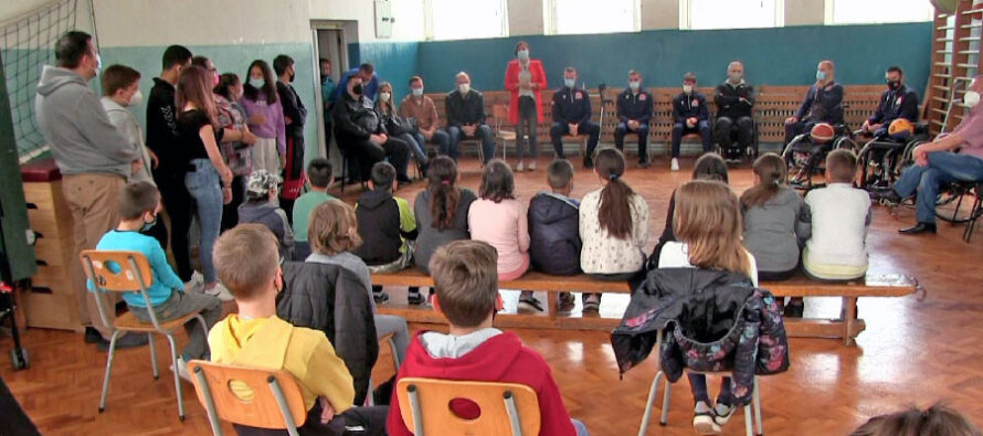 Košarka u kolicima dopada se klincima Kamenice (VIDEO)