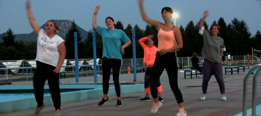 Aktivno sportsko leto na babušničkom bazenu (VIDEO)