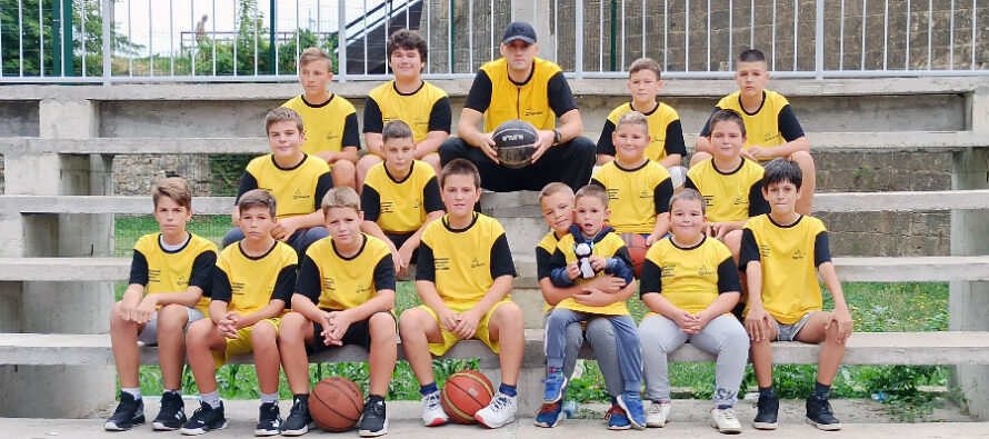 OKK Junior i ovog leta animirao najmlađe na terenima u “Rovčetu” (VIDEO)